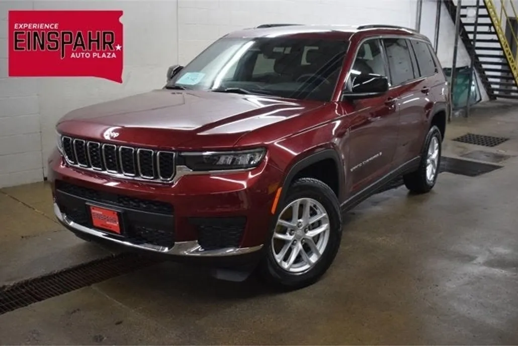 2025 Jeep Grand Cherokee Laredo X photo 1