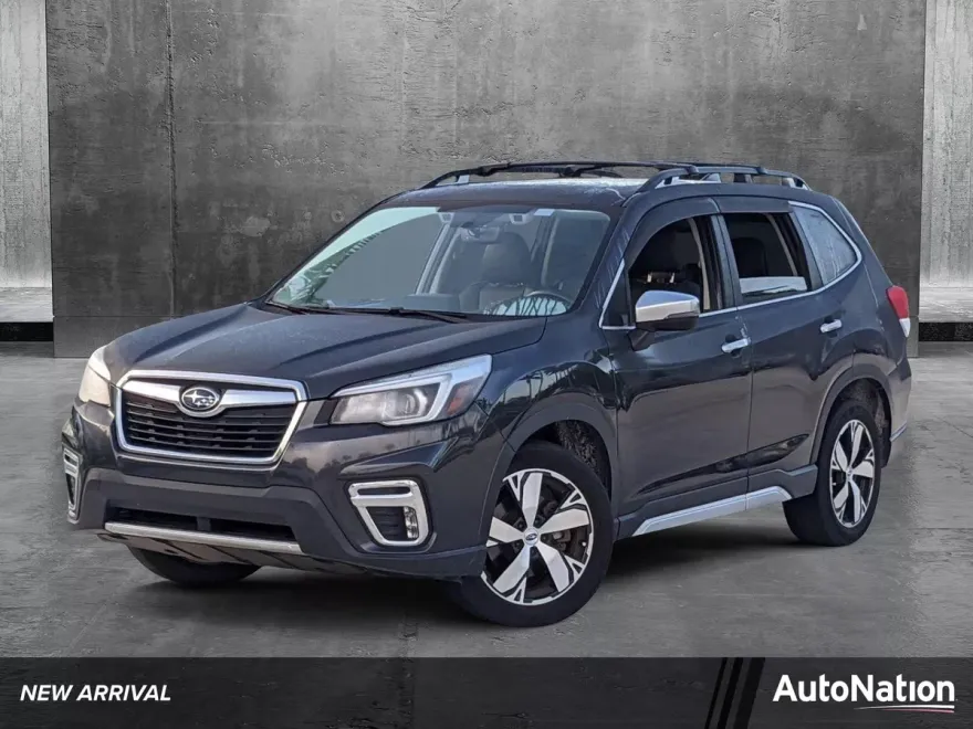 2019 Subaru Forester Touring photo 1