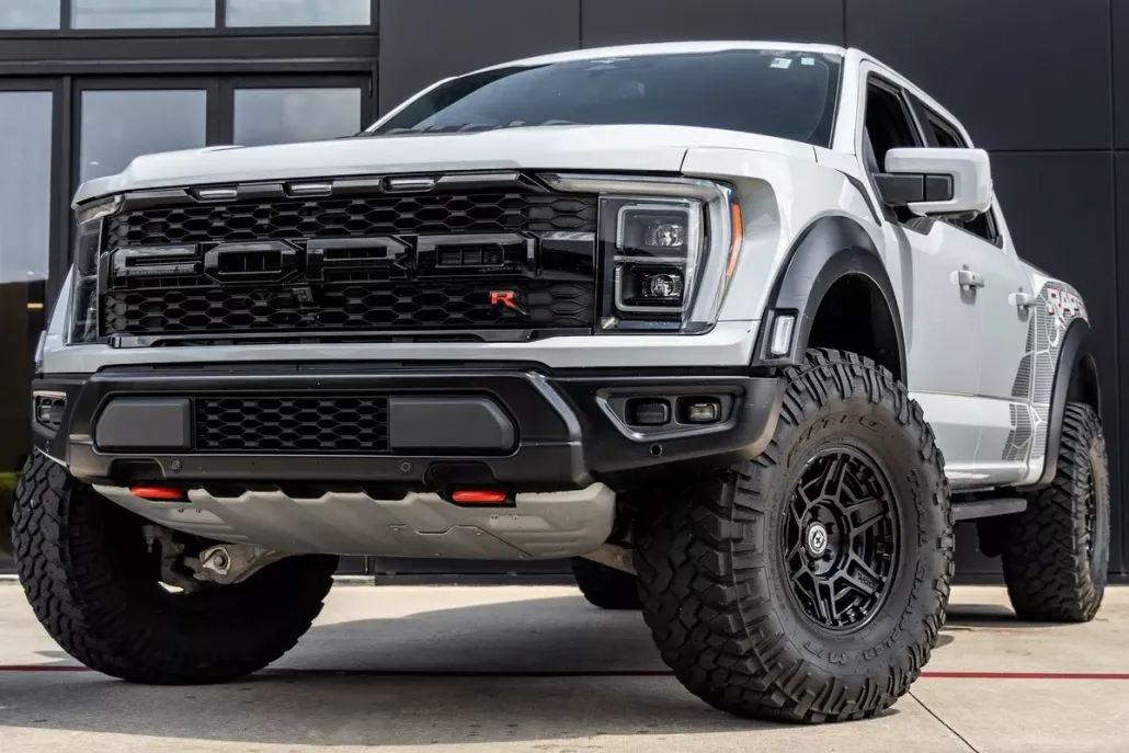 2023 Ford F-150 Raptor photo 1