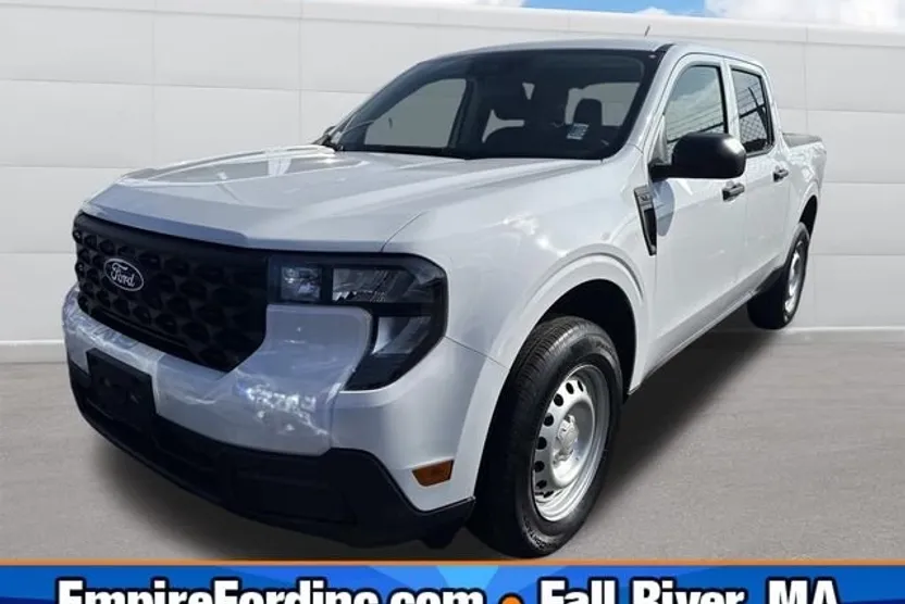 2025 Ford Maverick XL photo 1