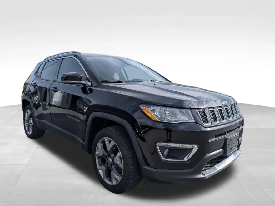 2018 Jeep Compass Limited photo 1