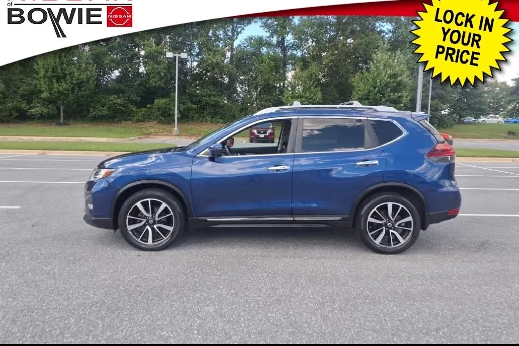 2020 Nissan Rogue SL photo 1