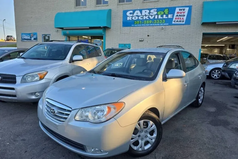 2010 Hyundai Elantra Blue GLS SE photo 1