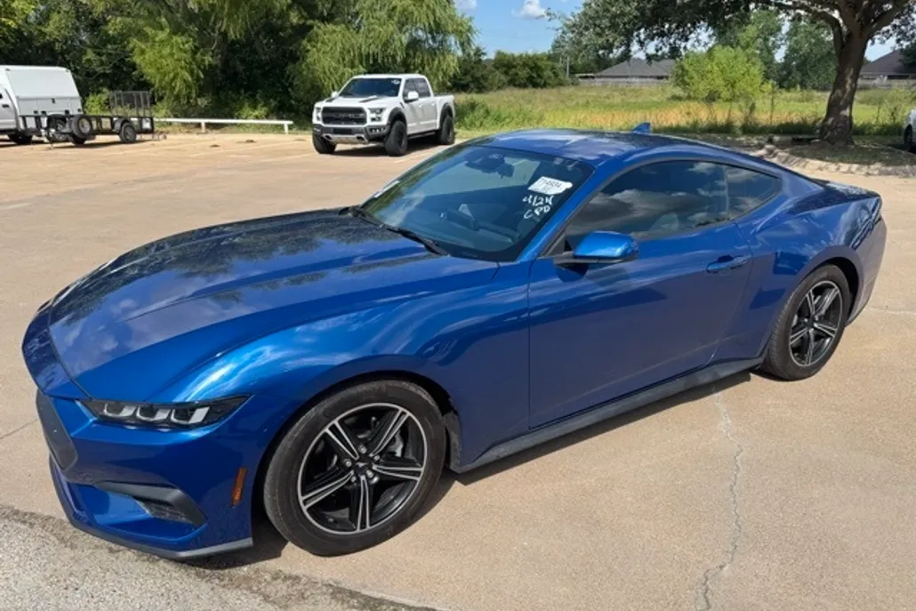 2024 Ford Mustang EcoBoost photo 1
