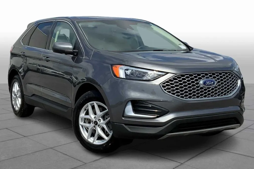 2023 Ford Edge SEL photo 1