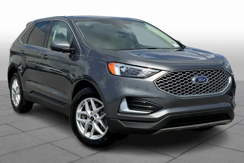 2023 Ford Edge SEL photo 1