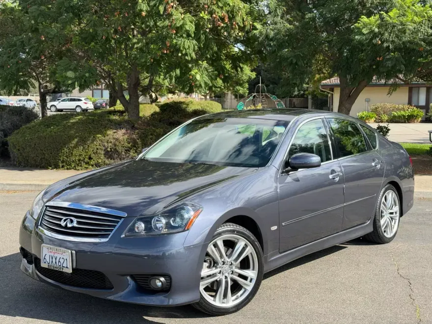 2009 Infiniti M35 photo 1