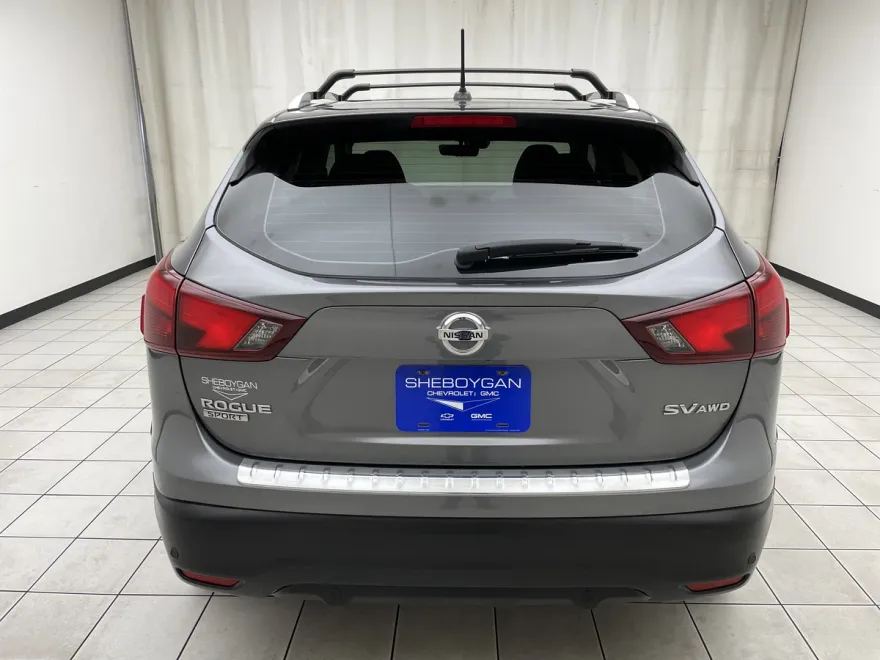 2019 Nissan Rogue Sport SV photo 1