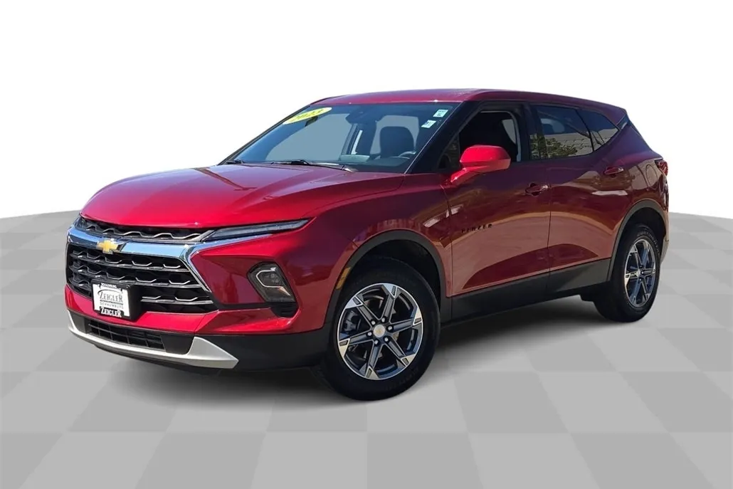2023 Chevrolet Blazer 2LT photo 1