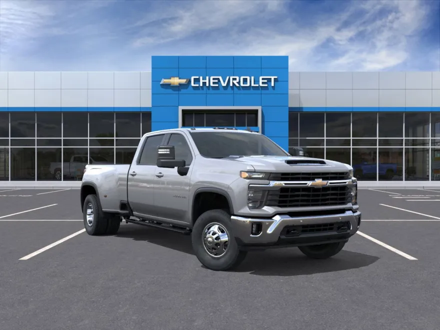 2026 Chevrolet Silverado 3500HD LT photo 1