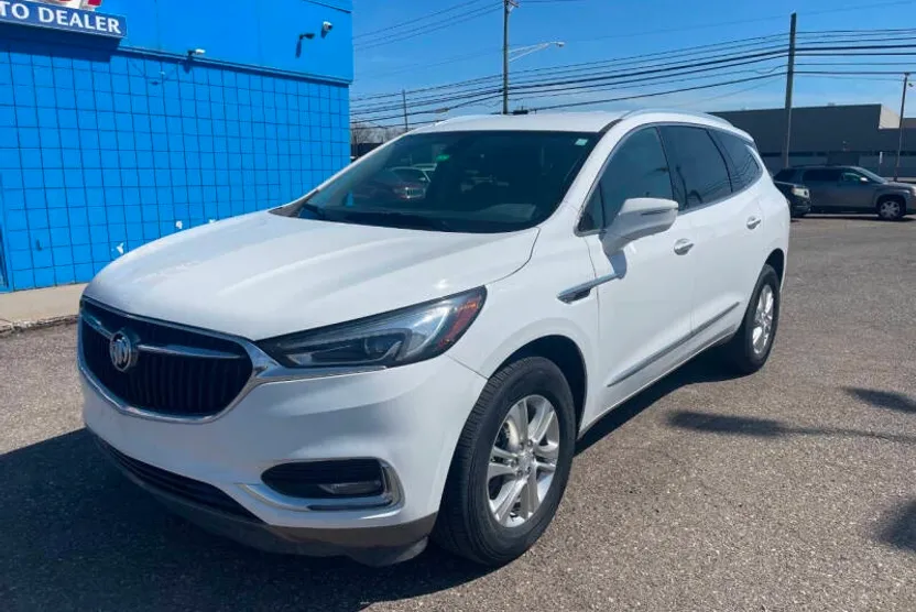 2021 Buick Enclave Essence photo 1