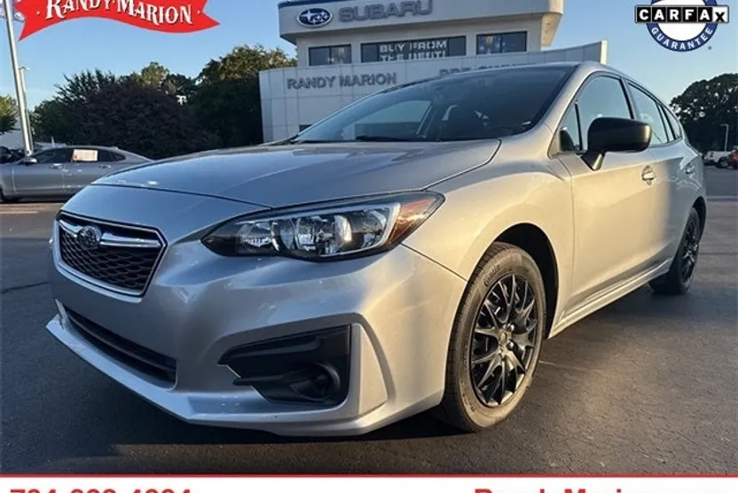 2019 Subaru Impreza 2.0i photo 1