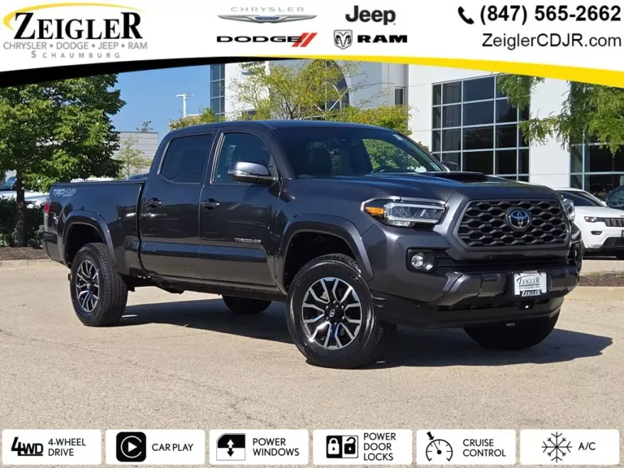 2020 Toyota Tacoma TRD Sport photo 1