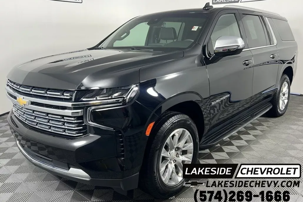 2024 Chevrolet Suburban Premier photo 1