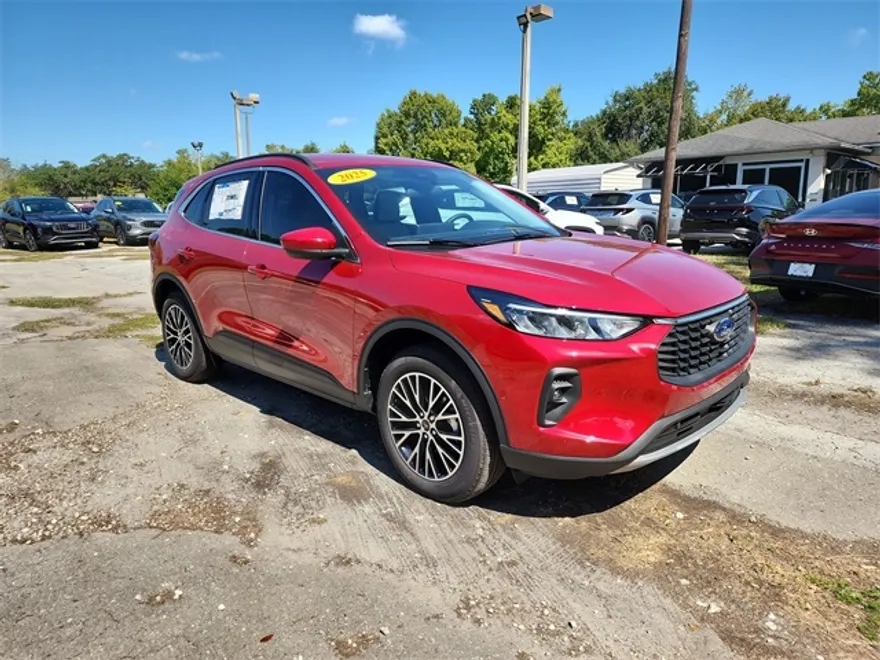 2025 Ford Escape Plug-In Hybrid Base photo 1