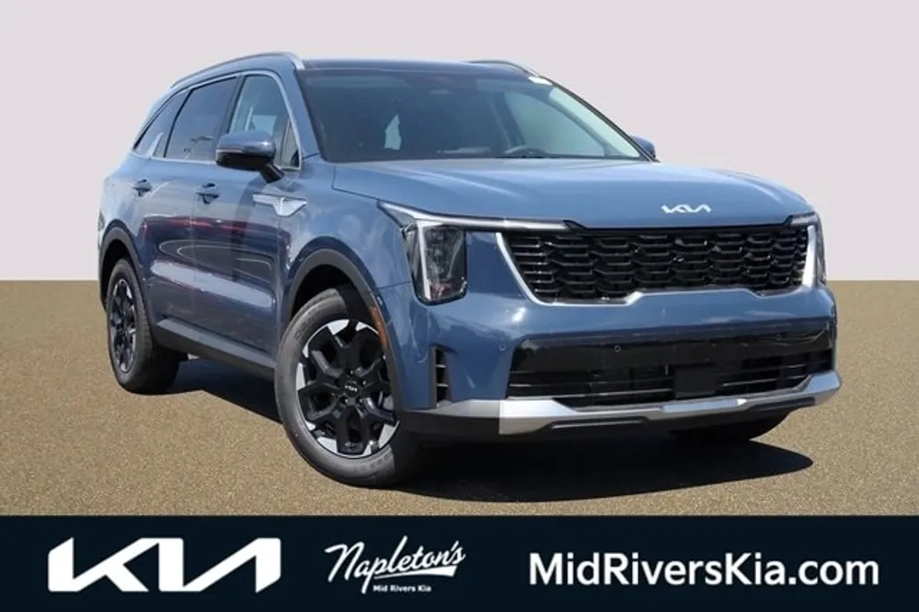 2025 Kia Sorento S photo 1
