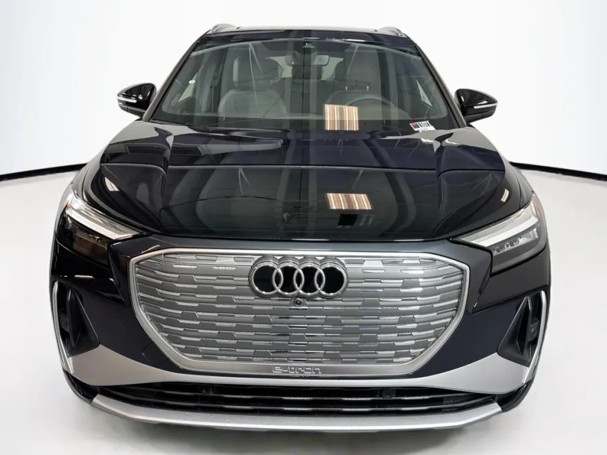 2026 Audi Q4 55 E-tron Premium Plus photo 1
