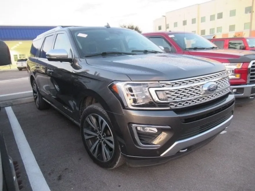 2021 Ford Expedition MAX Platinum photo 1