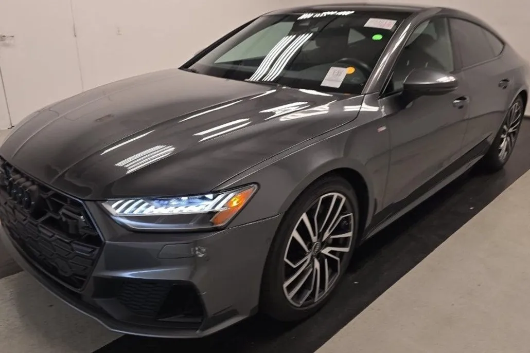 2024 Audi A7 55 Premium Plus photo 1