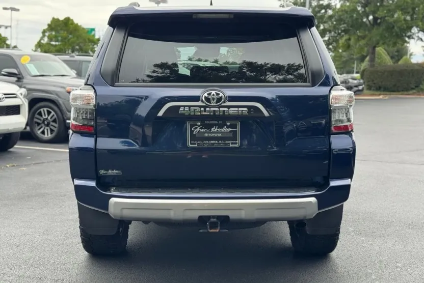 2023 Toyota 4Runner TRD Off-Road Premium photo 1