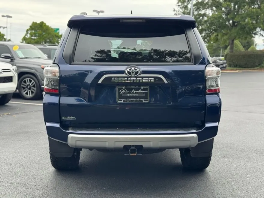 2023 Toyota 4Runner TRD Off-Road Premium photo 1