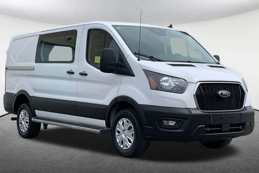 2024 Ford Transit photo 1