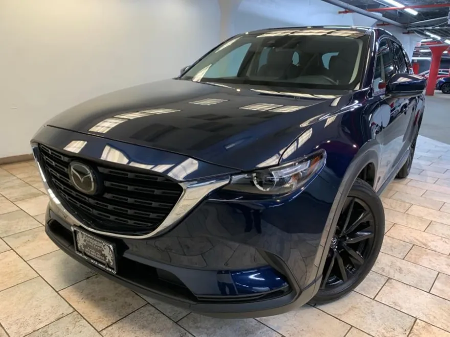 2023 Mazda CX-9 Touring photo 1