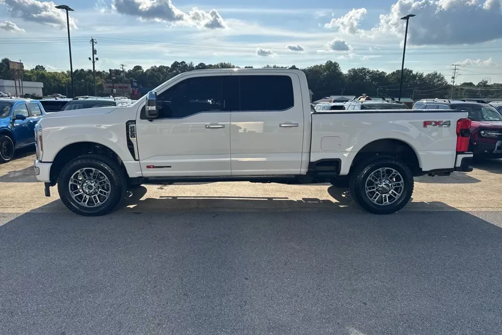 2024 Ford F-250 Limited photo 1