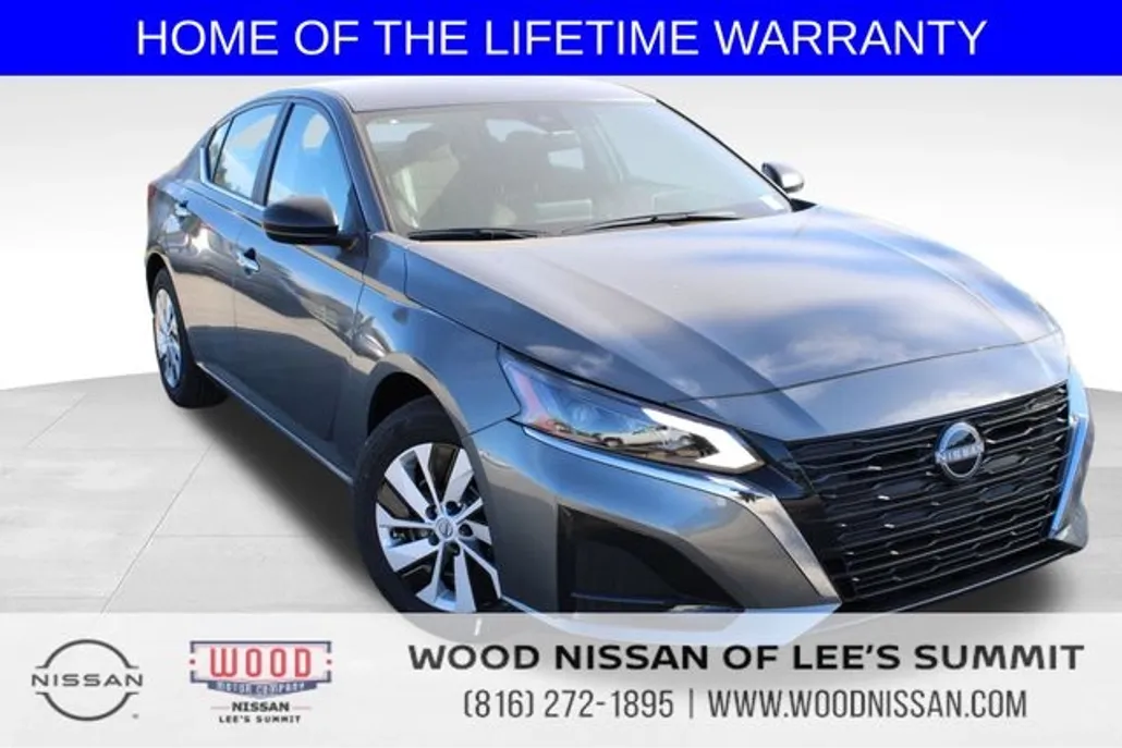 2025 Nissan Altima S photo 1