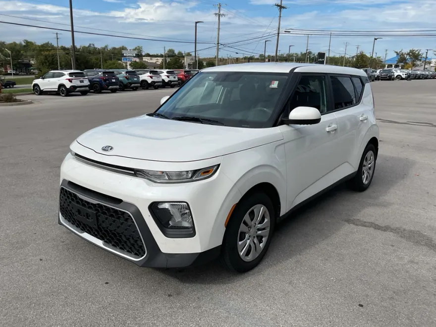 2020 Kia Soul LX photo 1