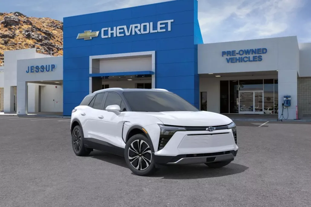 2026 Chevrolet Blazer EV photo 1