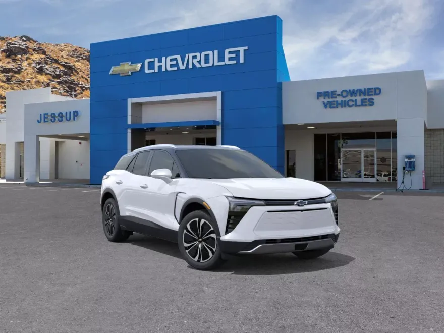 2026 Chevrolet Blazer EV photo 1
