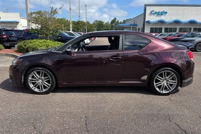 2011 Scion tC Base photo 1