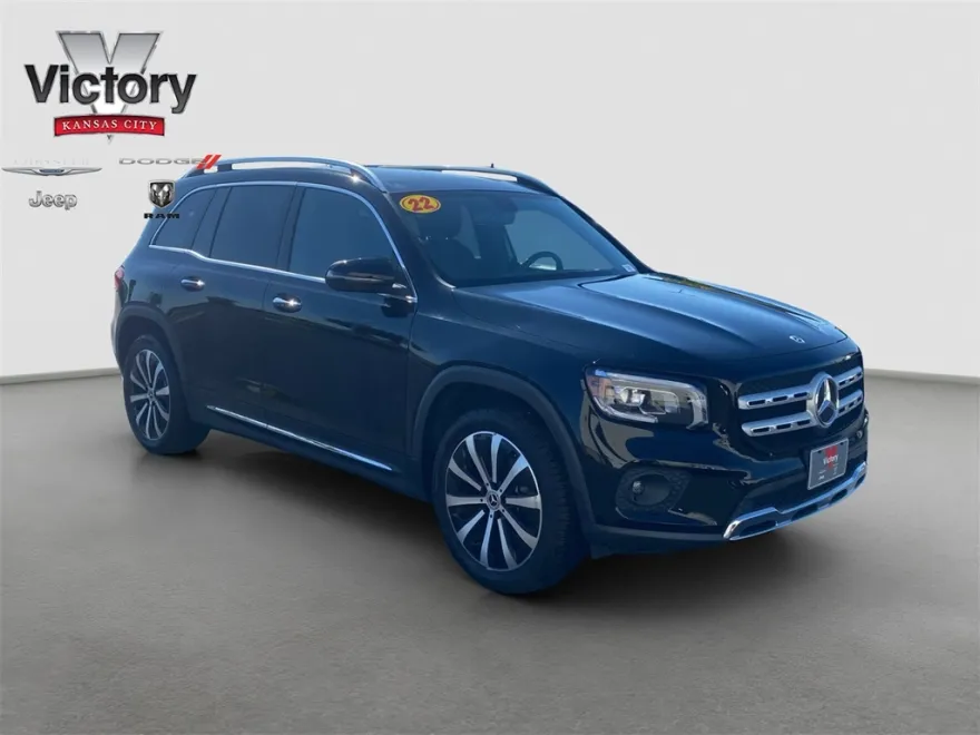 2022 Mercedes Benz GLB 250 photo 1