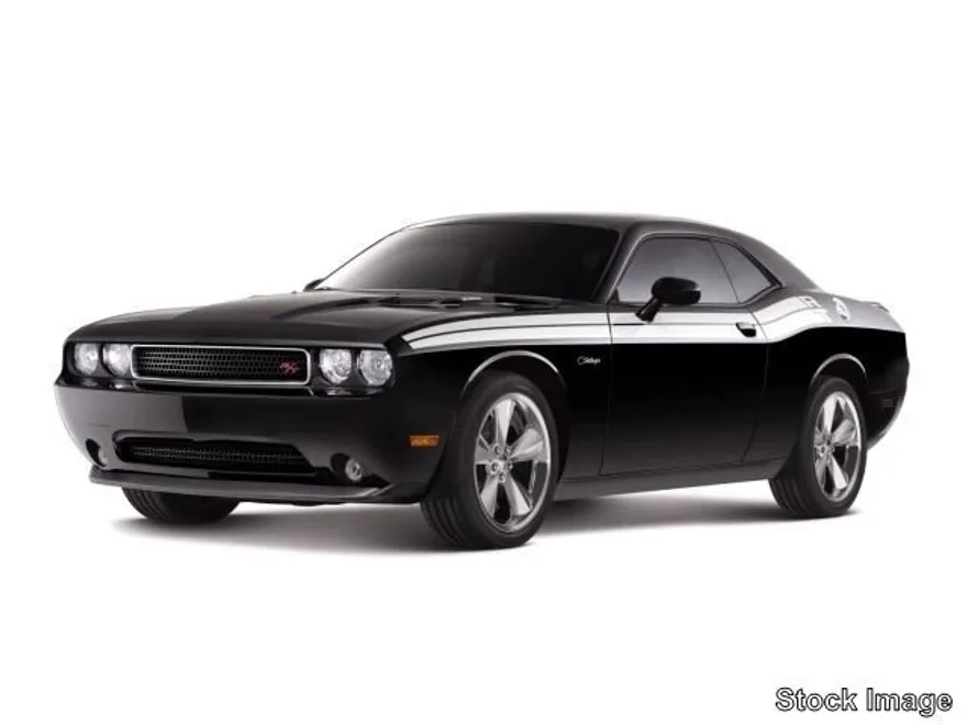 2017 Dodge Challenger R/T photo 1