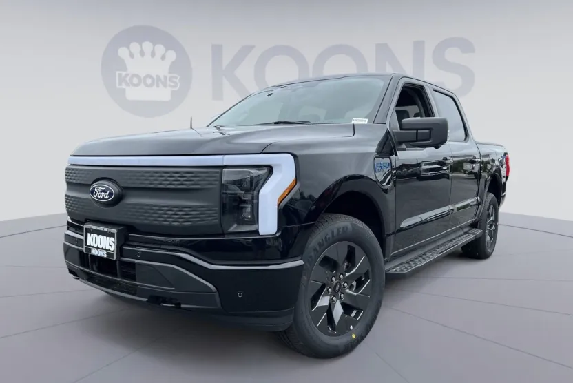 2025 Ford F-150 Lightning photo 1