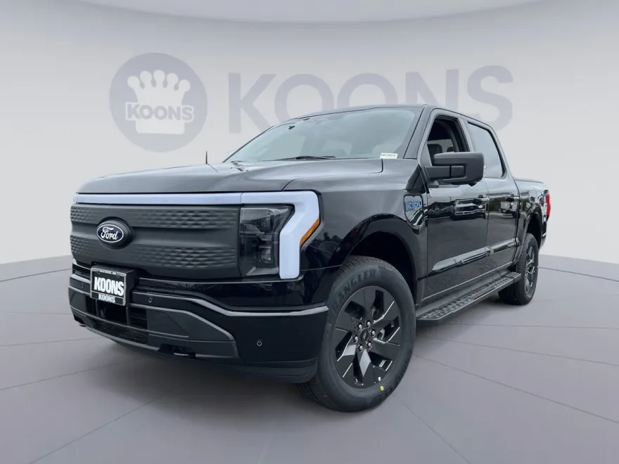 2025 Ford F-150 Lightning photo 1