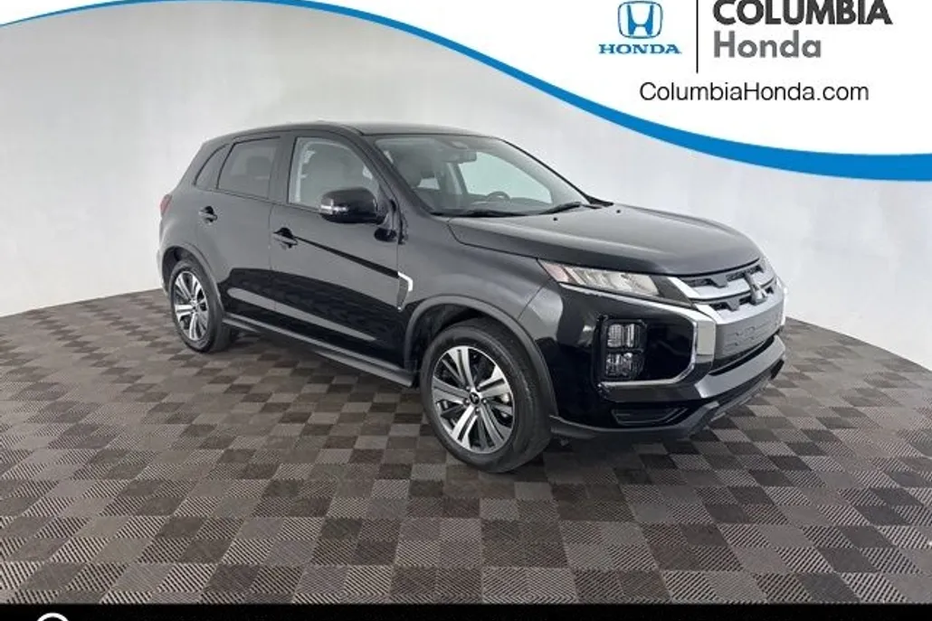 2024 Mitsubishi Outlander Sport SE photo 1