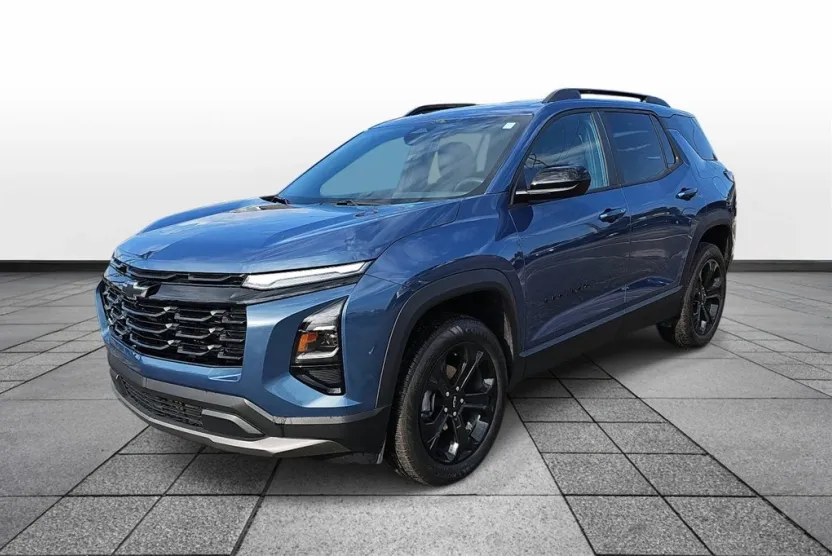 2025 Chevrolet Equinox LT photo 1