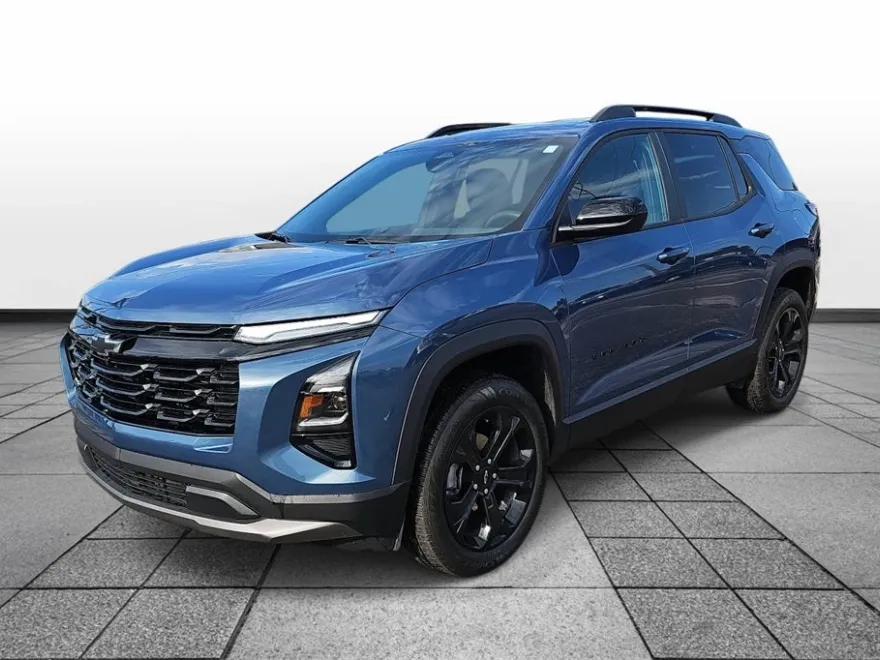 2025 Chevrolet Equinox LT photo 1