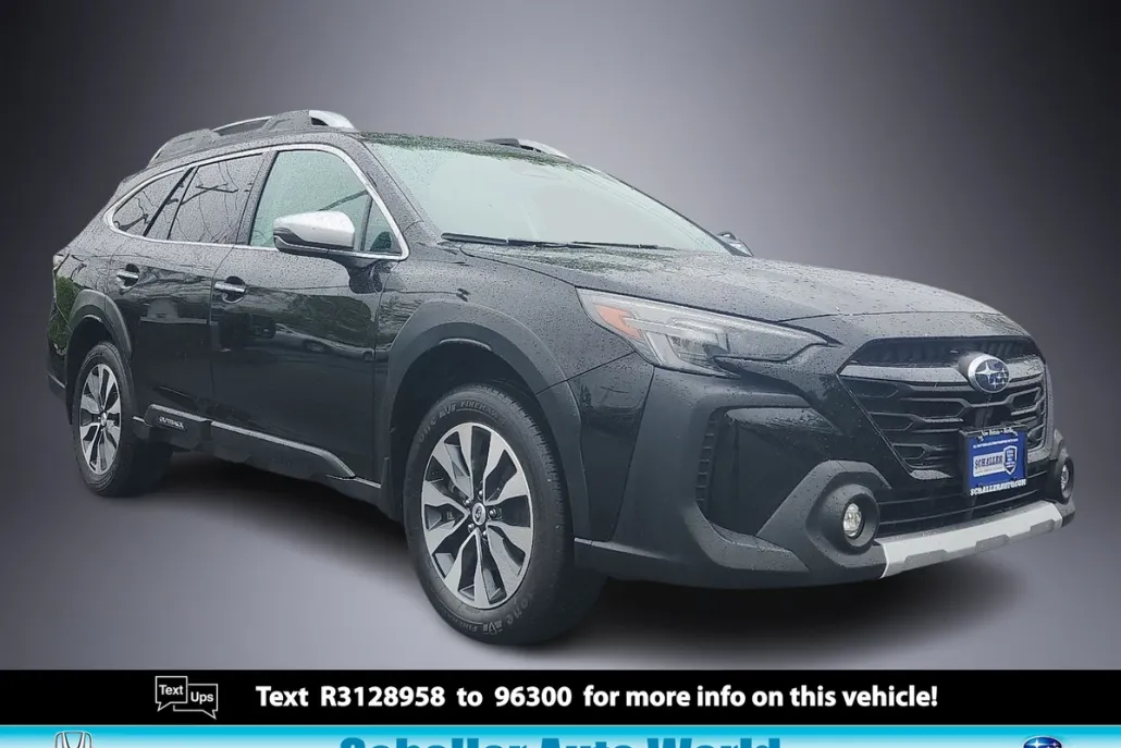 2024 Subaru Outback Touring photo 1