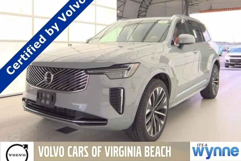 2025 Volvo XC90 AWD Plus photo 1