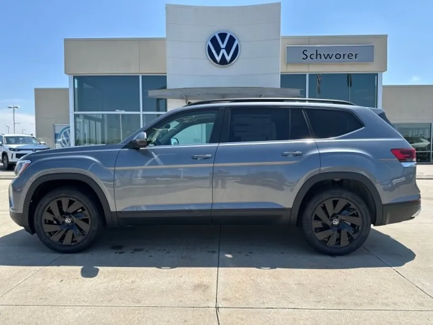 2025 Volkswagen Atlas SE Technology photo 1