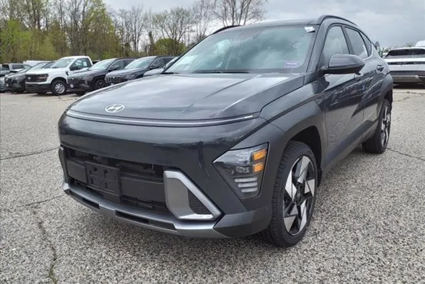 2024 Hyundai Kona Limited photo 1