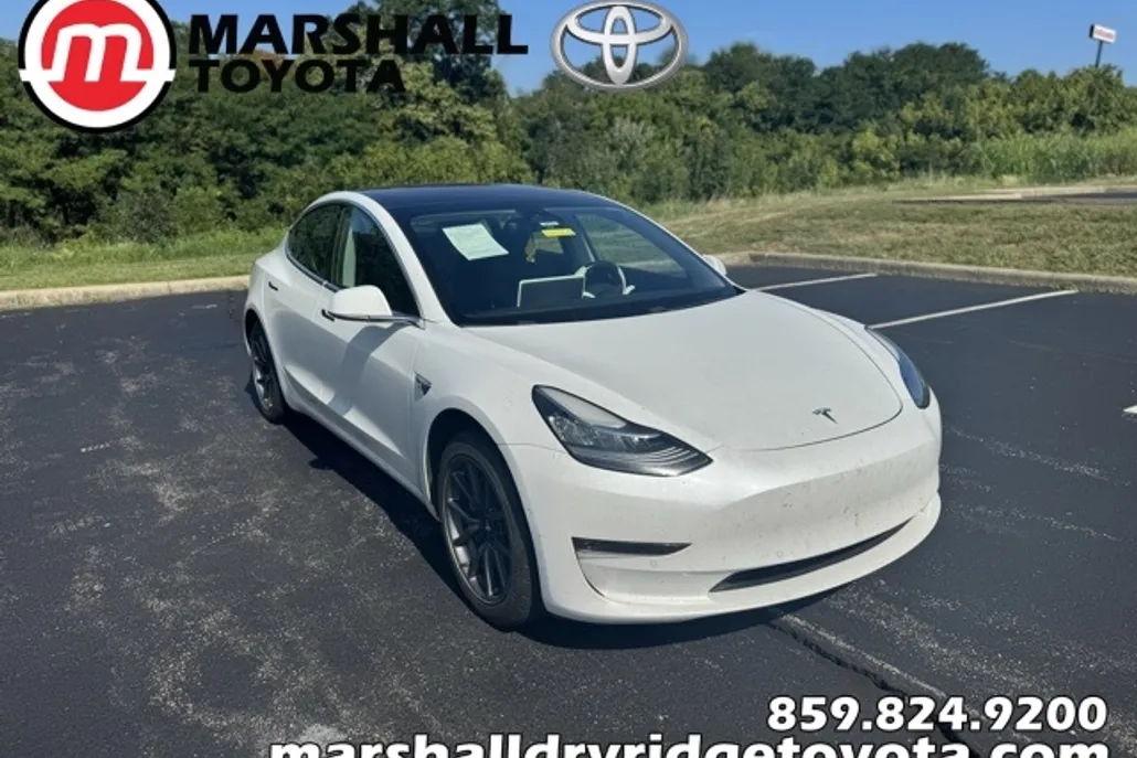 2018 Tesla Model 3 Long Range photo 1