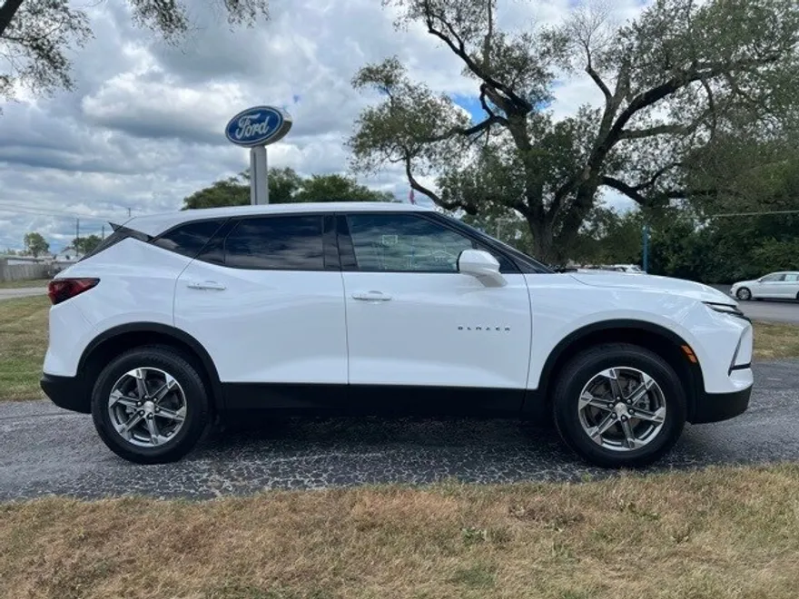 2023 Chevrolet Blazer 2LT photo 1