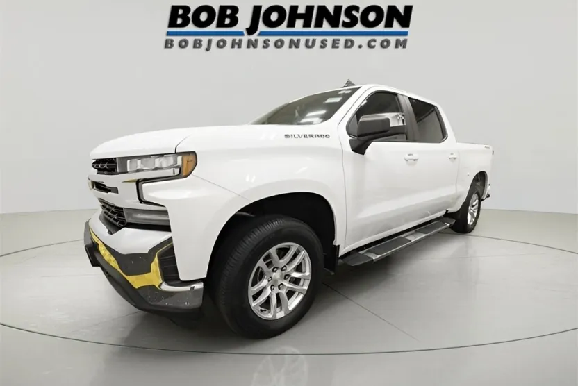 2019 Chevrolet Silverado 1500 LT photo 1