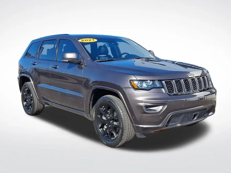 2021 Jeep Grand Cherokee Anniversary Edition photo 1