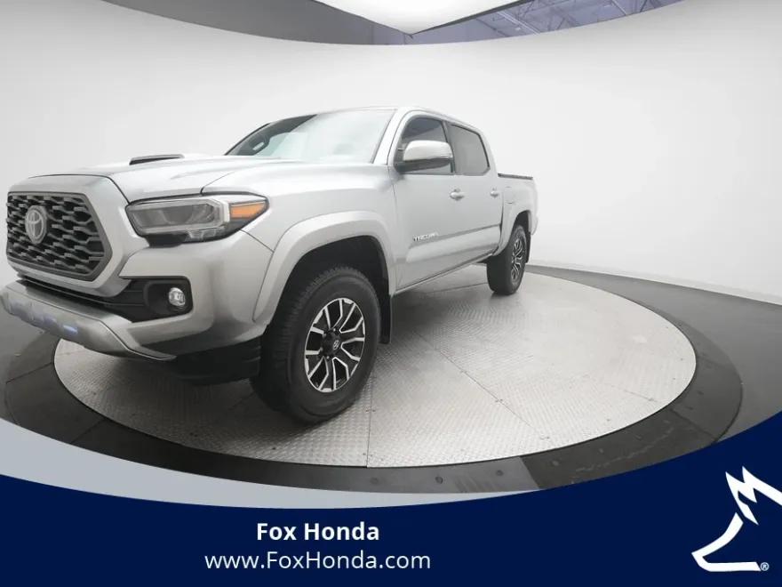 2023 Toyota Tacoma TRD Sport photo 1