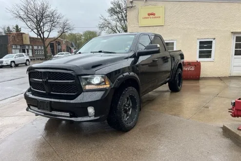 2014 Ram 1500 Tradesman photo 2